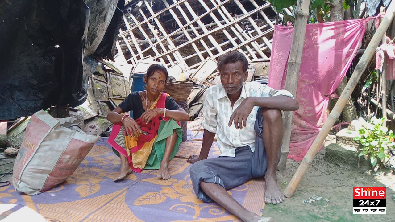 তিনদিন ধরে পলিথিন টাঙিয়ে খোলা আকাশের নীচে দিন গুজরান Tmc নেতার bdbce143 eecf 402c a8c5 f97e4a692fd3 তিনদিন ধরে পলিথিন টাঙিয়ে খোলা আকাশের নীচে দিন গুজরান Tmc নেতার